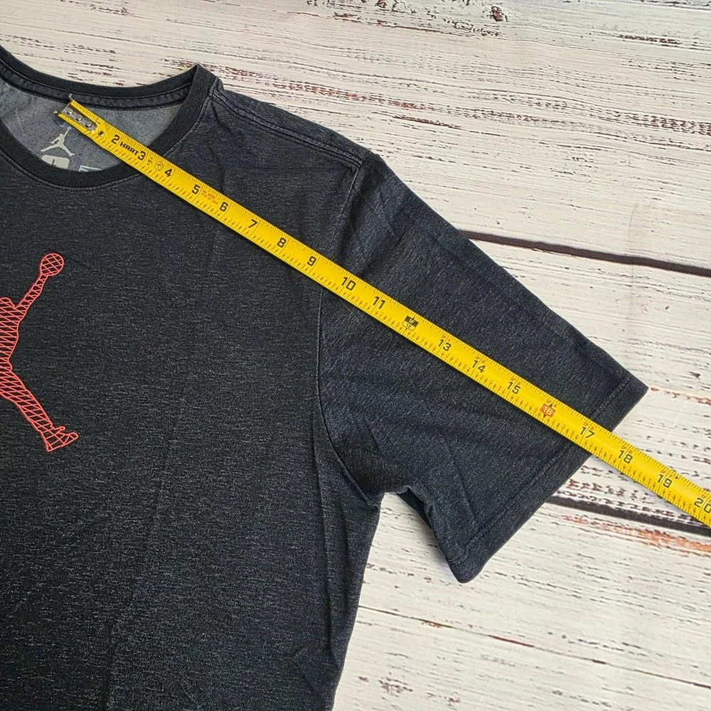 Jordan Mens Dri-FIT Jumpman Logo Graphic T-Shirt Large Charcoal Grey 801046-010
